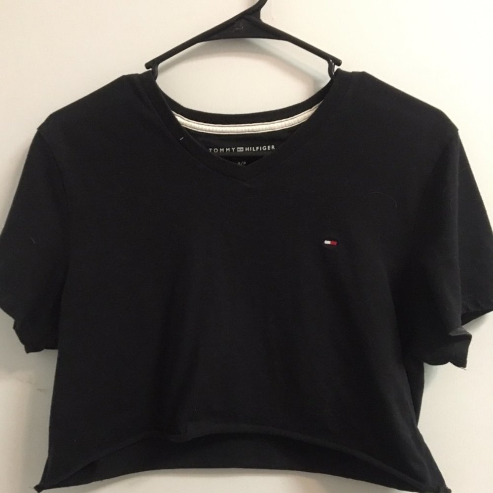 TOMMY HILFIGER CROPPED T-SHIRT